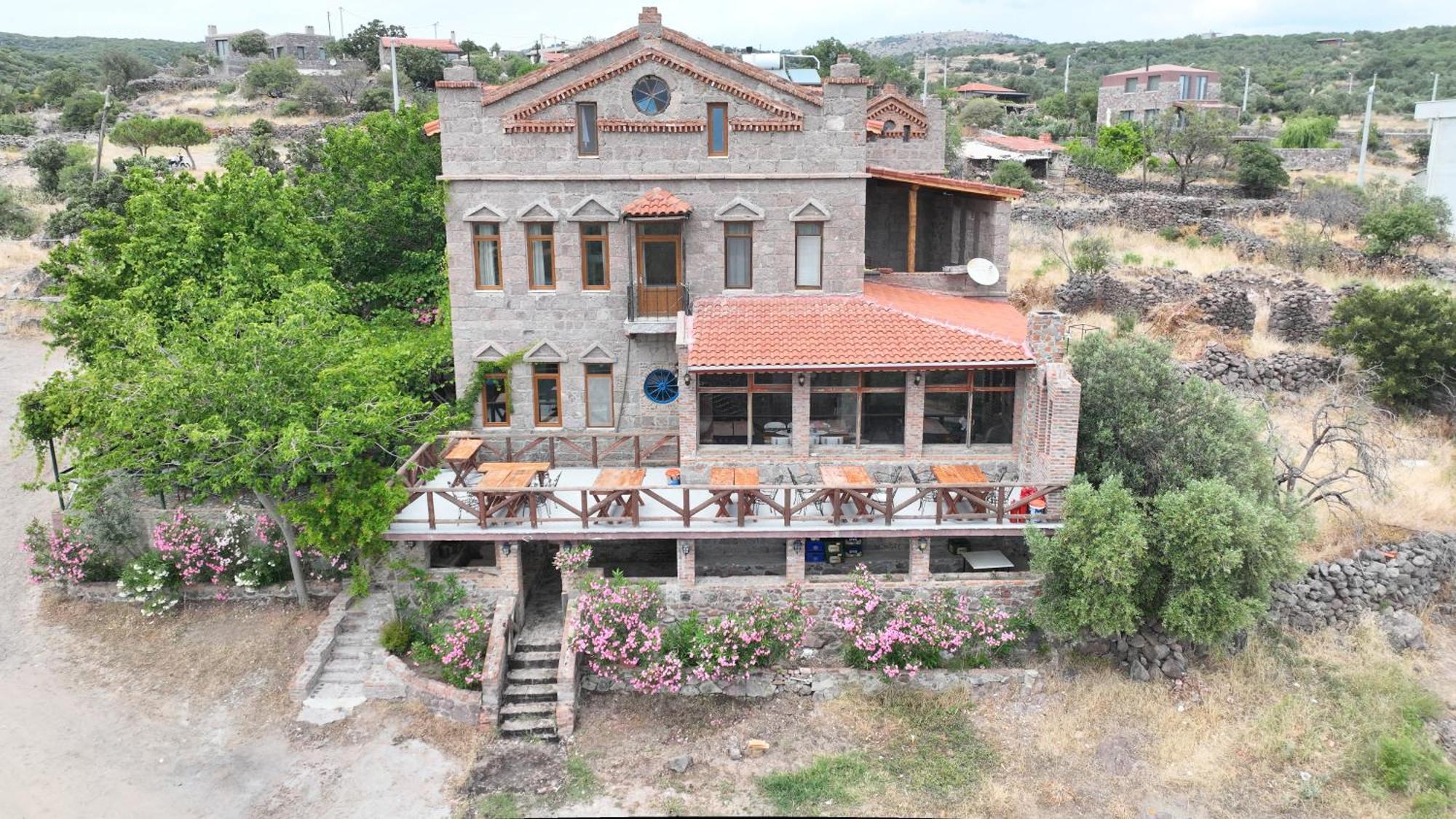 Assos Ada Hotel Ayvacik Dış mekan fotoğraf